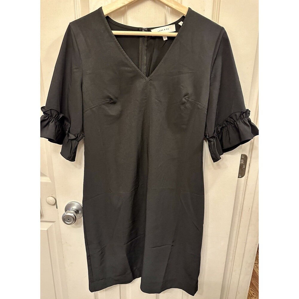 Lark & Ro V Neck Ruffle Half Sleeve ‎ Sheath Black Size 4 Little Black Dress EUC